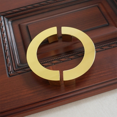 Poign&eacute;es d'armoire en laiton demi-cercle moderne pour cuisine